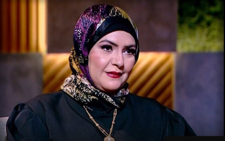 منال عبداللطيف قبل وبعد الحجاب&nbsp;