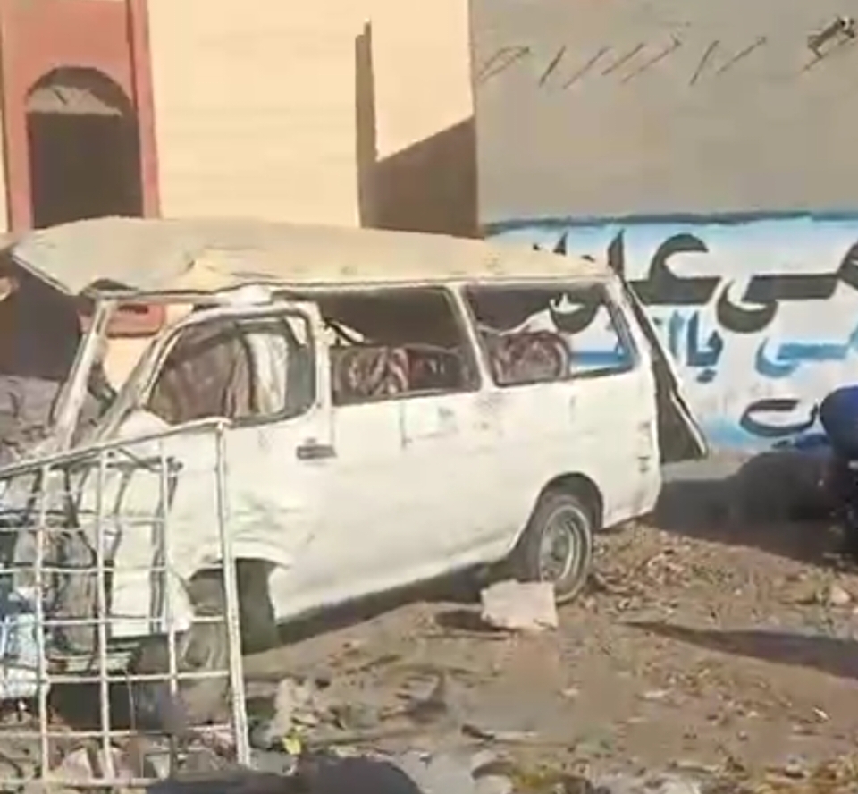انقلاب سيارة ميكروباص بالطريق الزراعي بالبحيرة&nbsp;