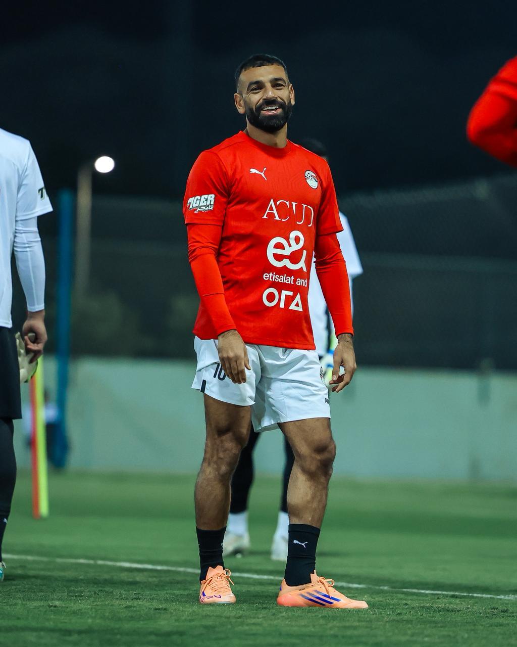 <strong>منتخب مصر يختتم تدريباته استعدادا لمواجهة أوزبكستان غدا&nbsp;</strong>