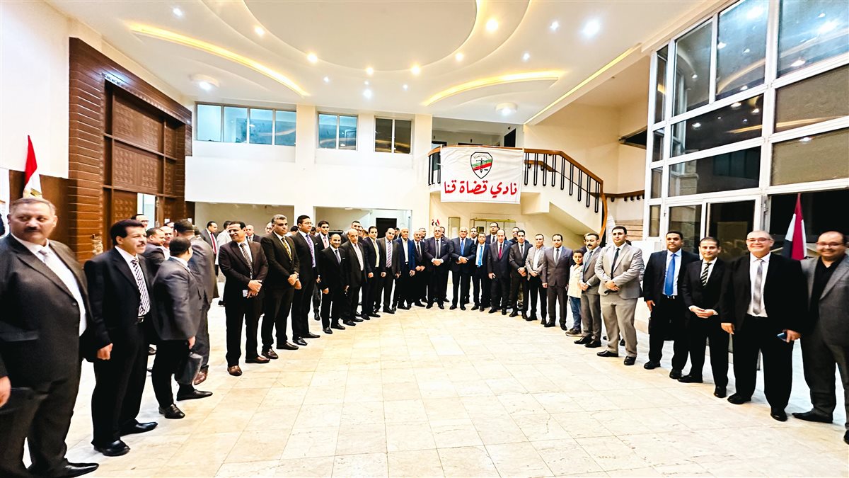 قائمة العادلي أثناء زيارة نادي قضاة سوهاج &nbsp;وقنا استعدادا للانتخابات