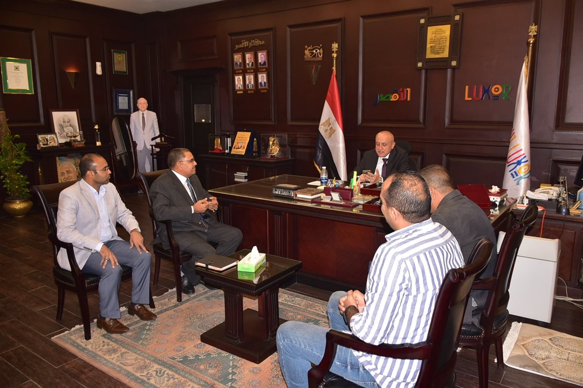 محافظ الأقصر يستقبل رئيس شركة المياه الجديد&nbsp;