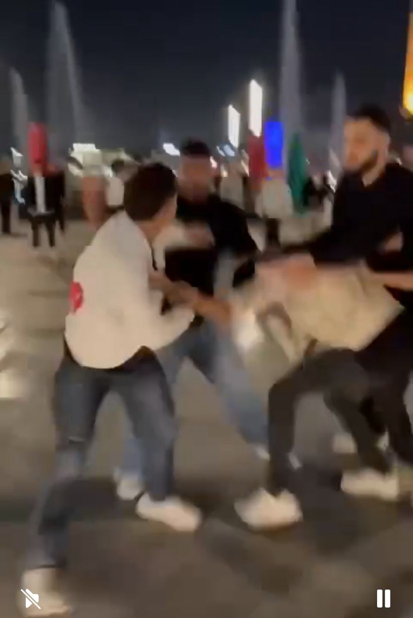 نجل رجل أعمال وآخرين يعتدون على طالب