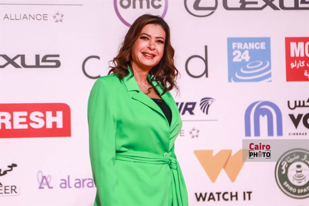 &nbsp;نجمات الفن يتألقن على ريد كاربت فيلم بنات الباشا بمهرجان القاهرة السينمائي