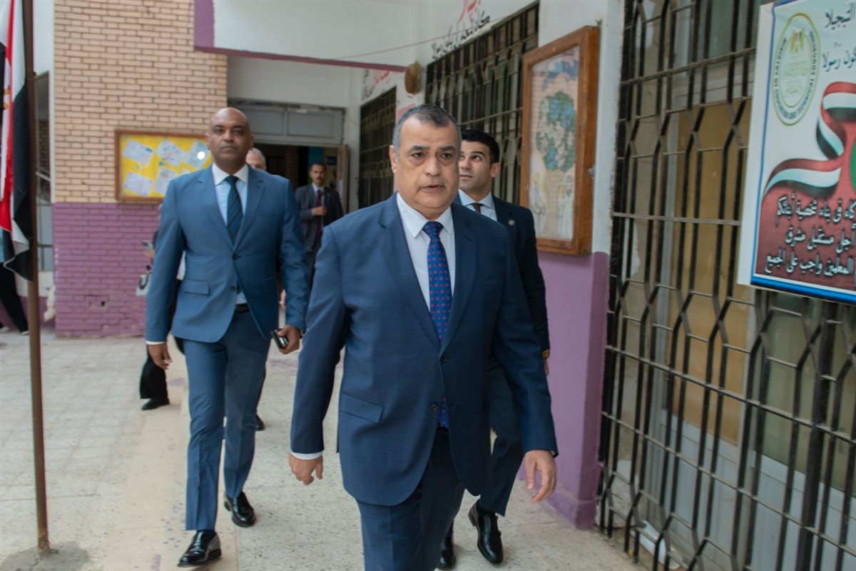 وزير الدولة للإنتاج الحربي يدلي بصوته في انتخابات مجلس النواب<br>&nbsp;