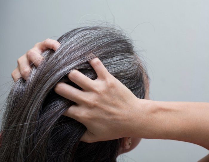 وصفات طبيعية لعلاج الشعر الأبيض