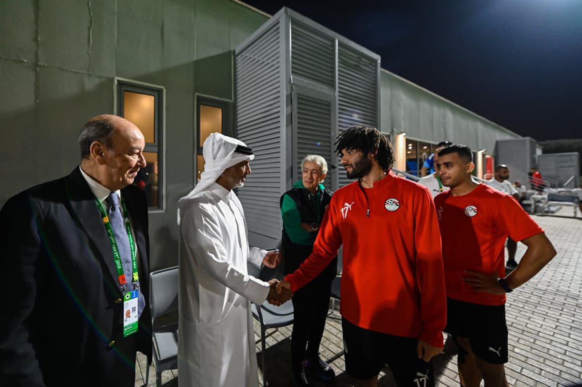 زيارة وزير الرياضة القطري لمران منتخب مصر (3)