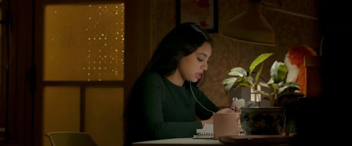 ياسمينا العبد معجبة بـ يوسف رأفت ضمن أحداث الحلقة 2 من مسلسل ميد ترم&nbsp;