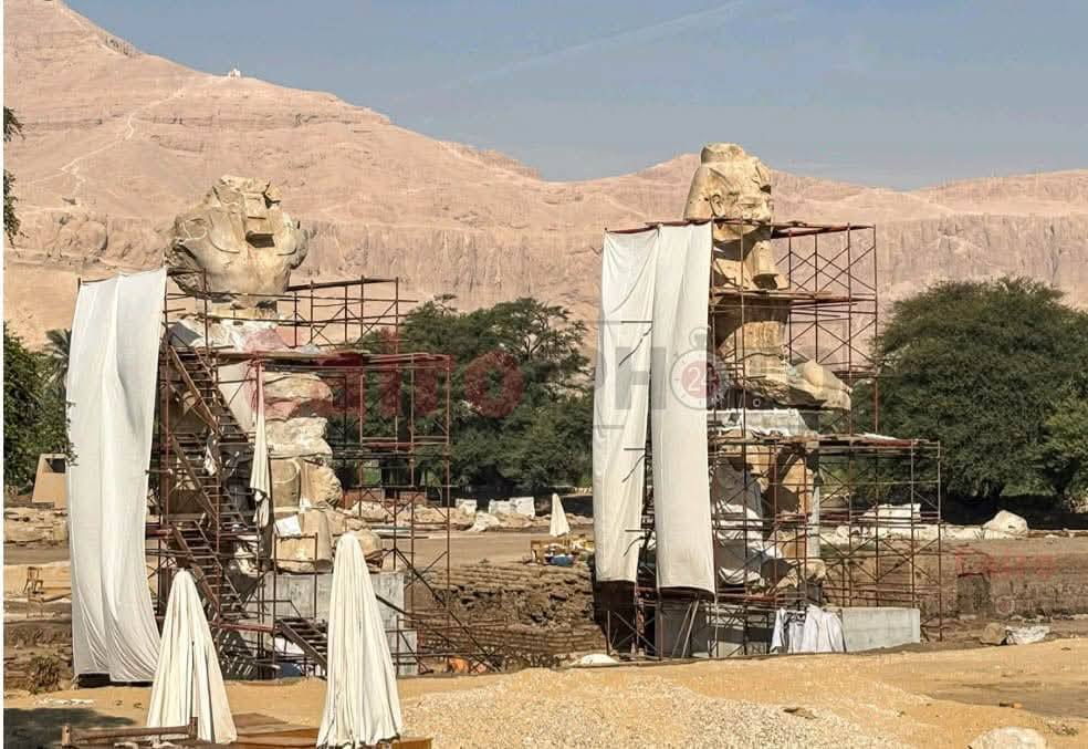 &nbsp;تجميع وترميم تمثالي الملك أمنحتب الثالث بالأقصر