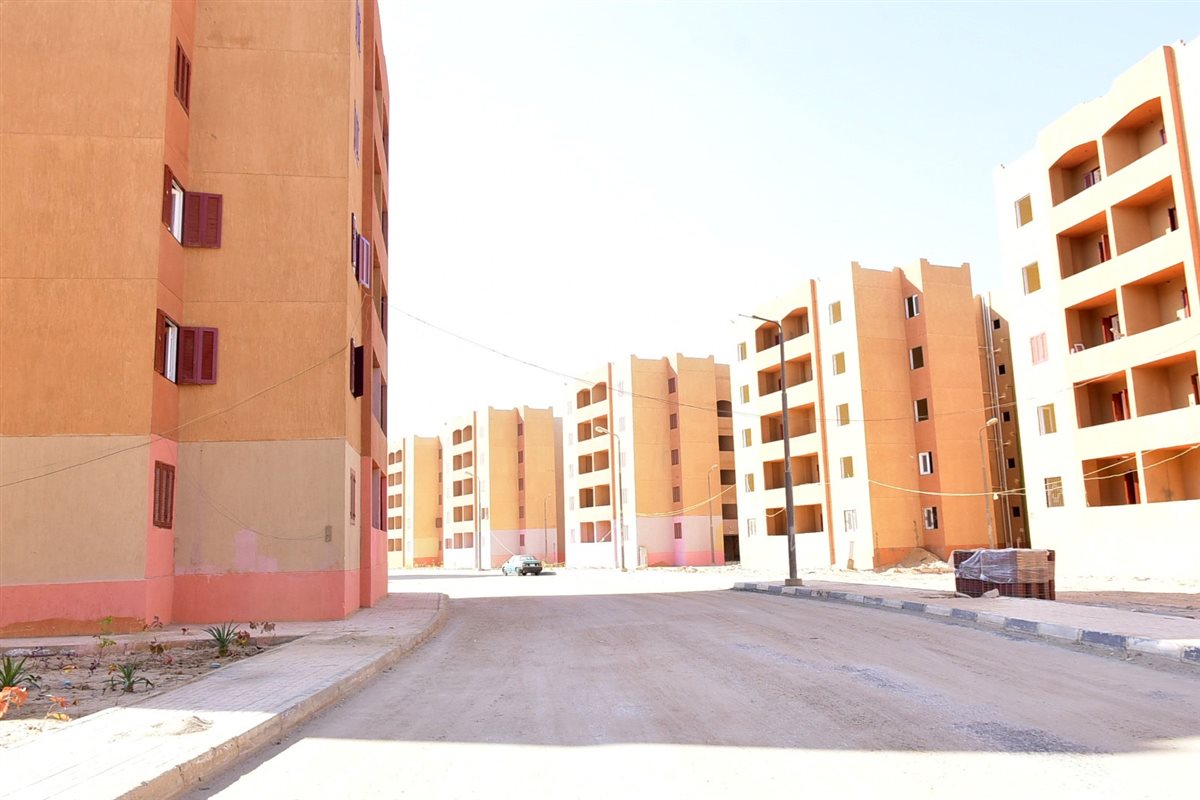 محافظ الأقصر يتفقد مساكن الطود&nbsp;