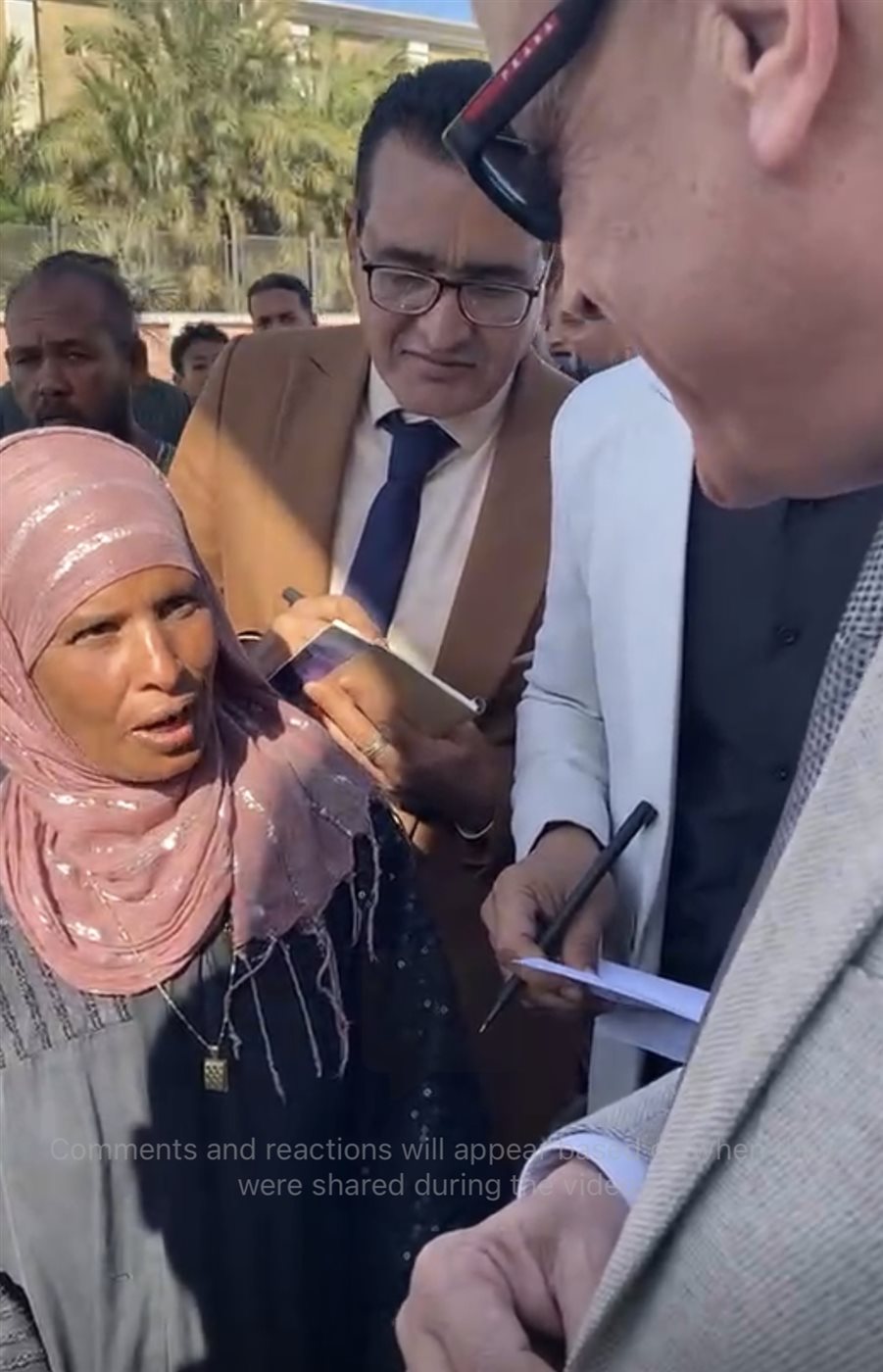 محافظ الأقصر وبائعة الثوم&nbsp;