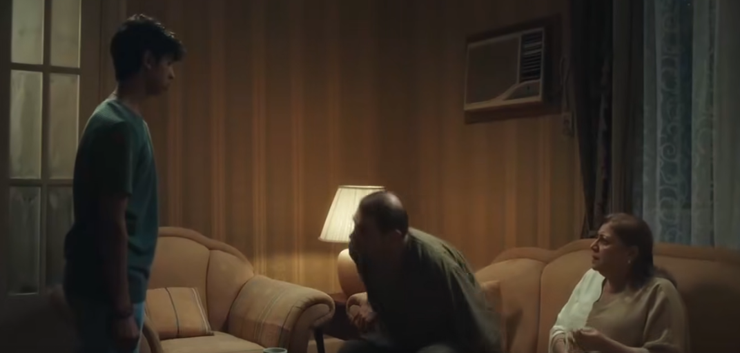 الحلقة 11 مسلسل لا ترد ولا تستبدل| شقيق دينا الشربيني يحاول إقناع والده بالموافقة على عملية التبرع &nbsp;