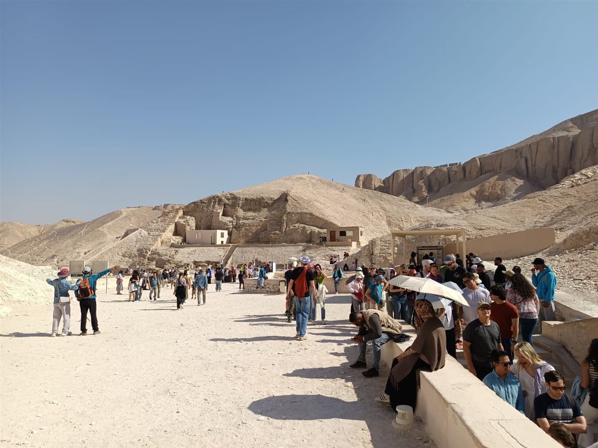 في وادي الملوك بالأقصر