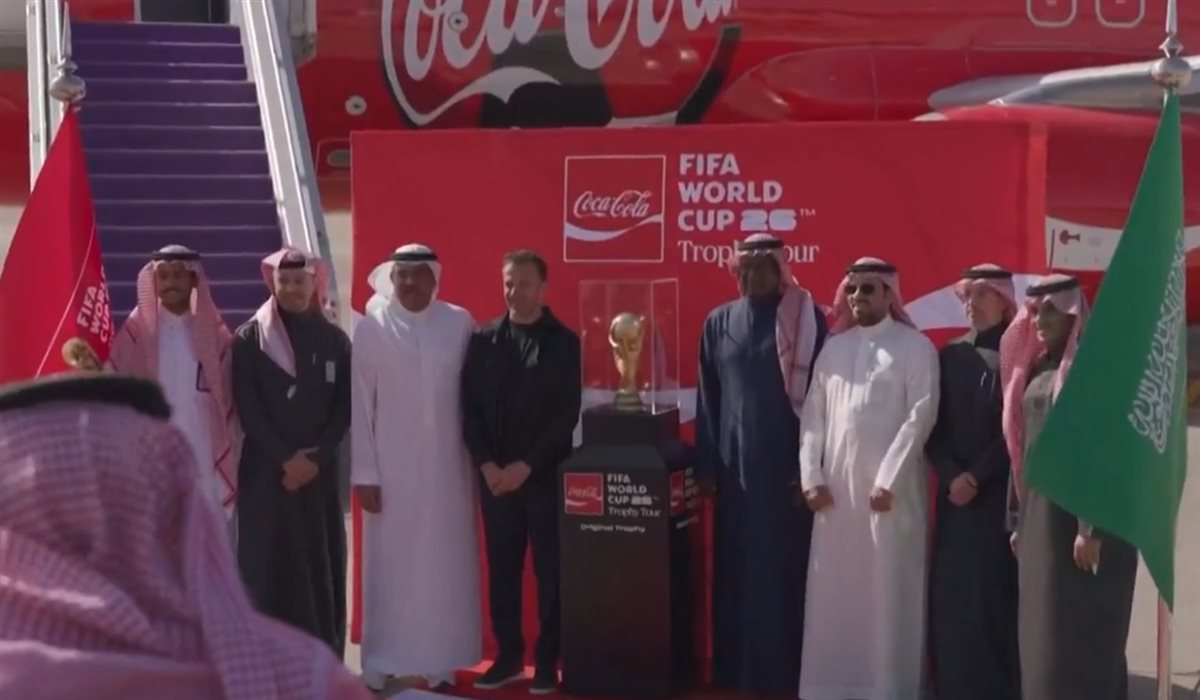 <strong>الرياض أول محطاته.. النسخة الأصلية لـ كأس العالم 2026 تصل السعودية</strong>