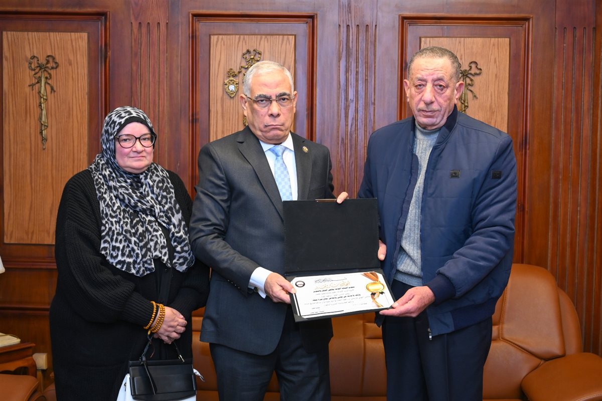 النائب العام يجري زيارة إلى نيابة استئناف طنطا