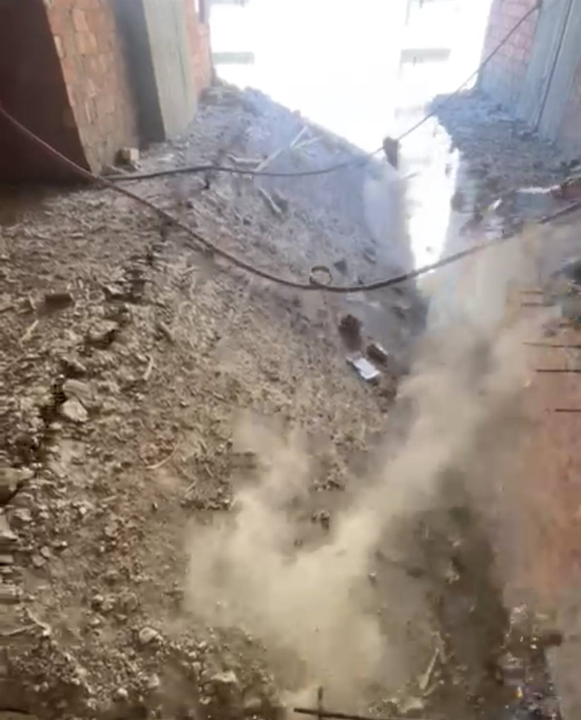 محافظة الجيزة تزيل 5 حالات بناء مخالف بحي الهرم