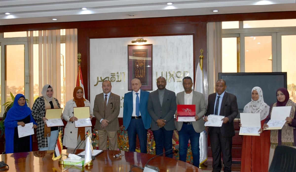 محافظ الأقصر يكرم حماية الطفل&nbsp;