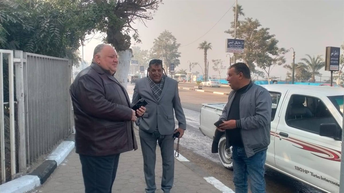 رئيس حي الساحل: إنارة جديدة بكورنيش النيل أمام معهد ناصر ضمن خطة تطوير الشوارع