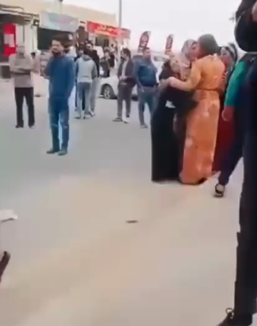 لحظة دهس قاصر لـ سيدتين من عمال النظافة في أكتوبر