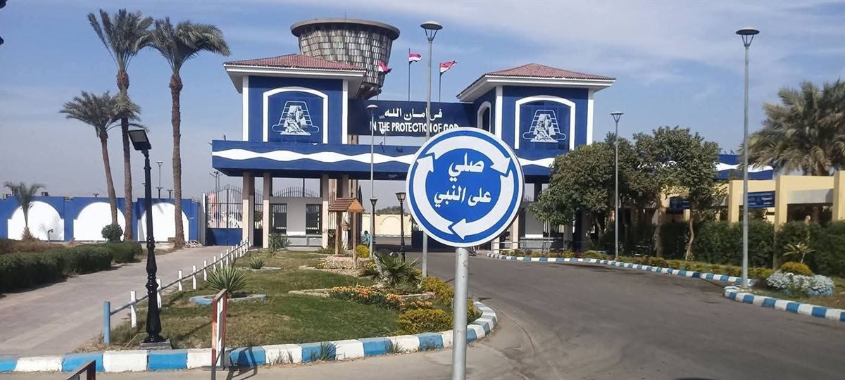 لافتات صلي على النبي تظهر في شوارع قنا&nbsp;