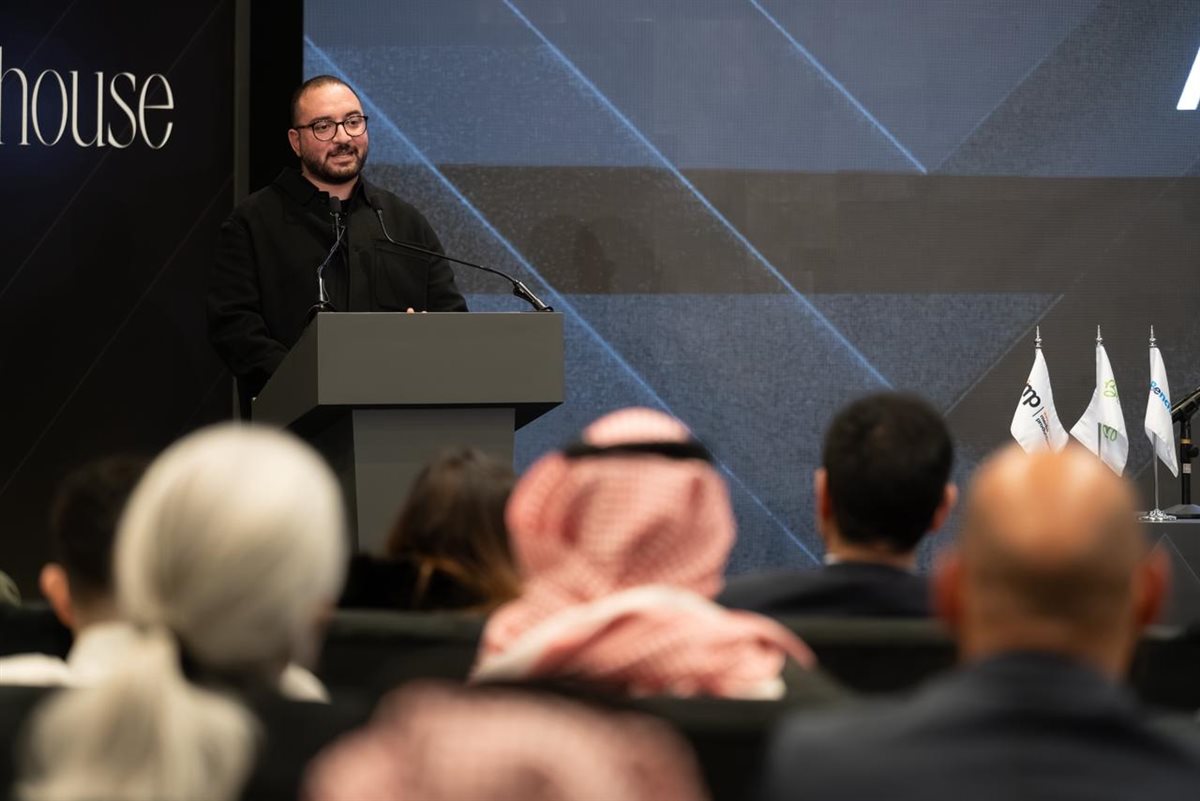 لتنفيذ النسخة العربية من البرنامج العالمي مليون باوند منيو