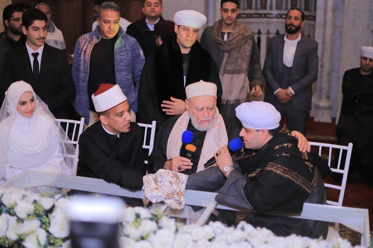 الشيخ ياسين التهاني يحتفل بعقد قران حفيدته