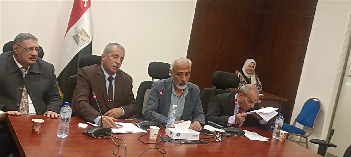 الندوة