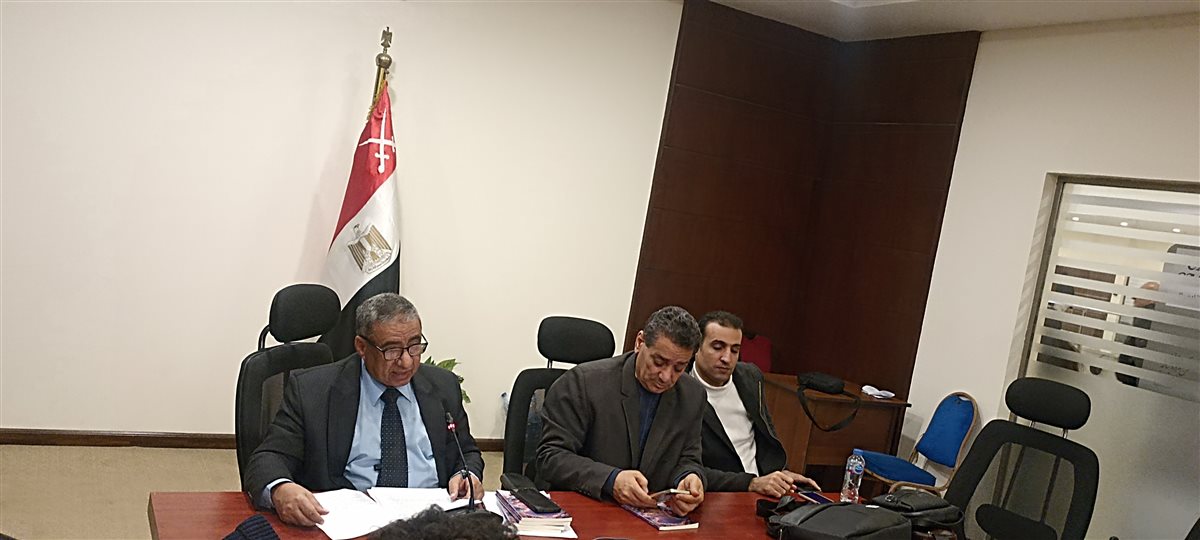الندوة