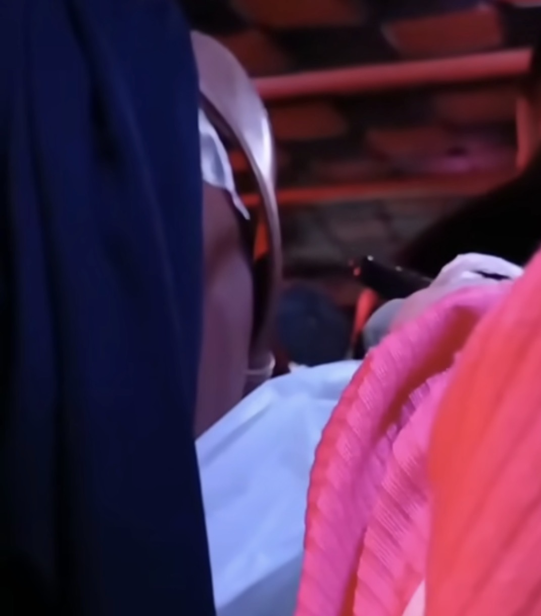 مقطع آلفيديو للركاب داخل السرفيس&nbsp;