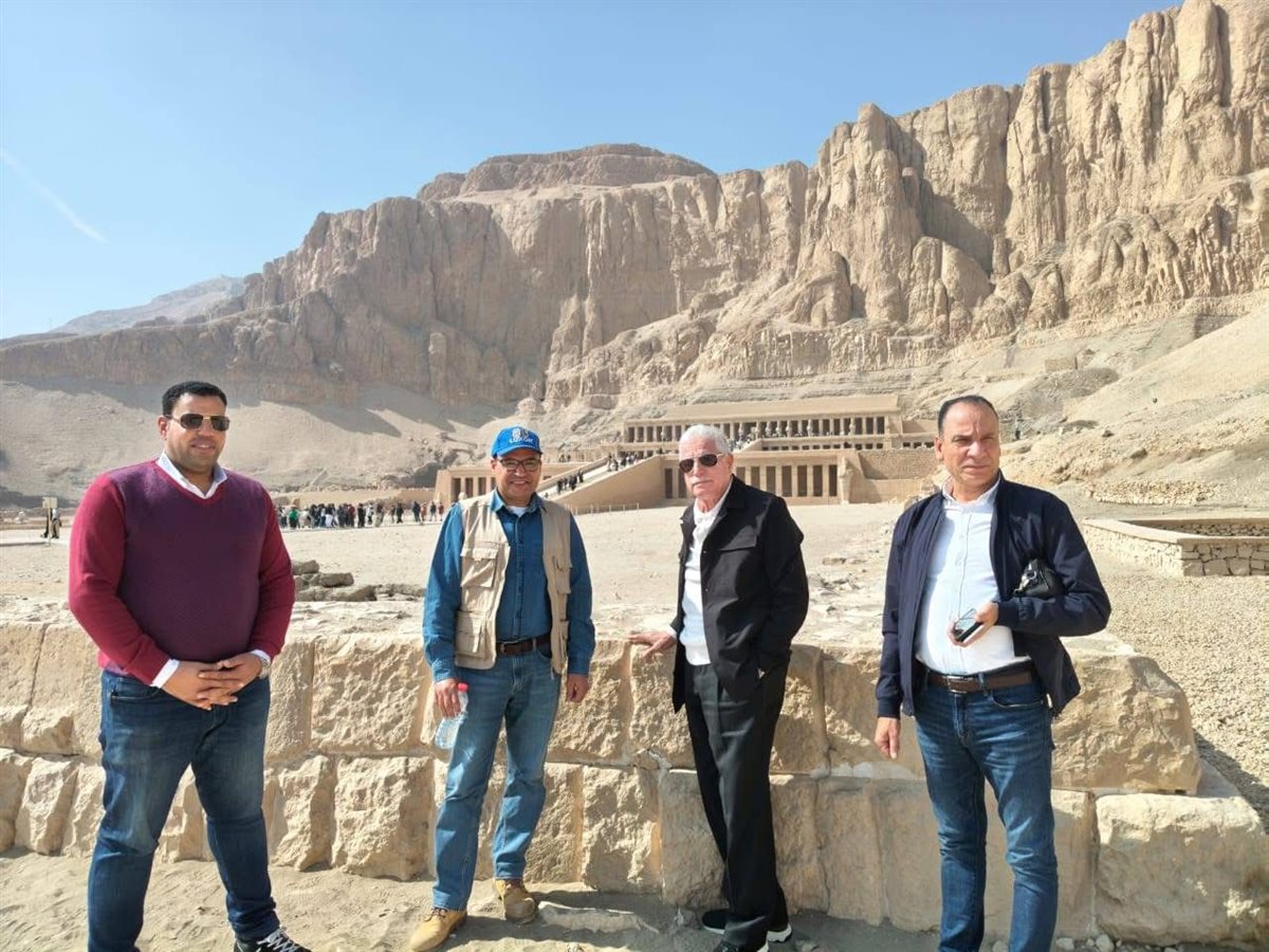 جولة مستشار الرئيس السياحية