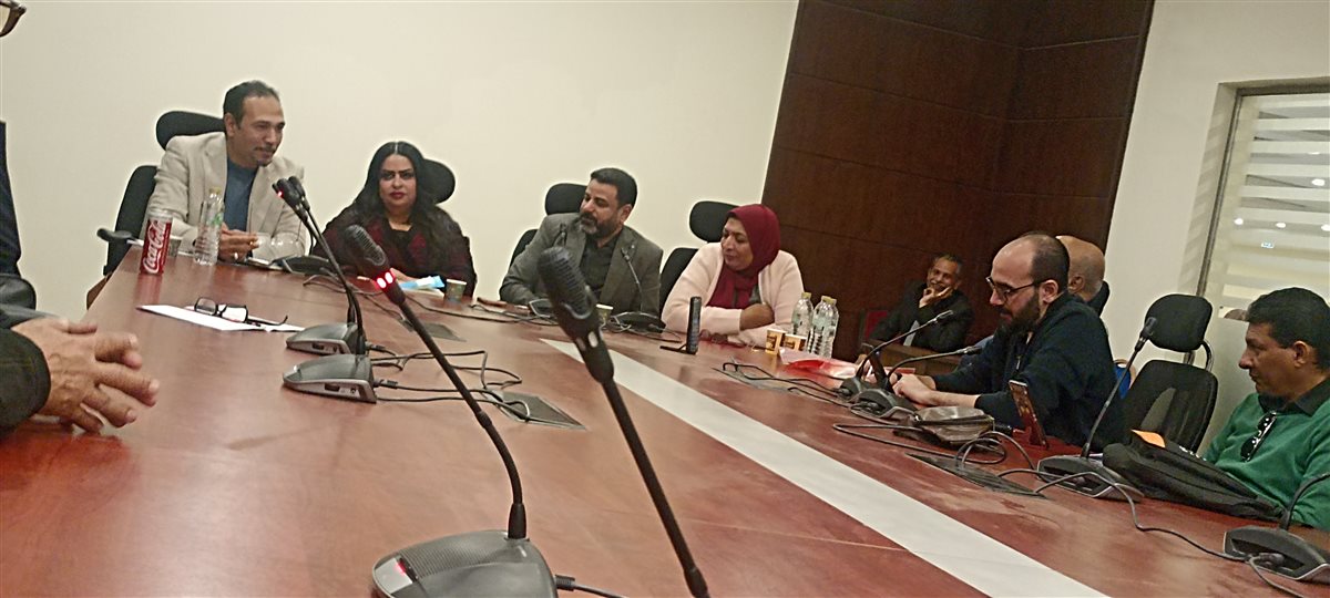 الندوة