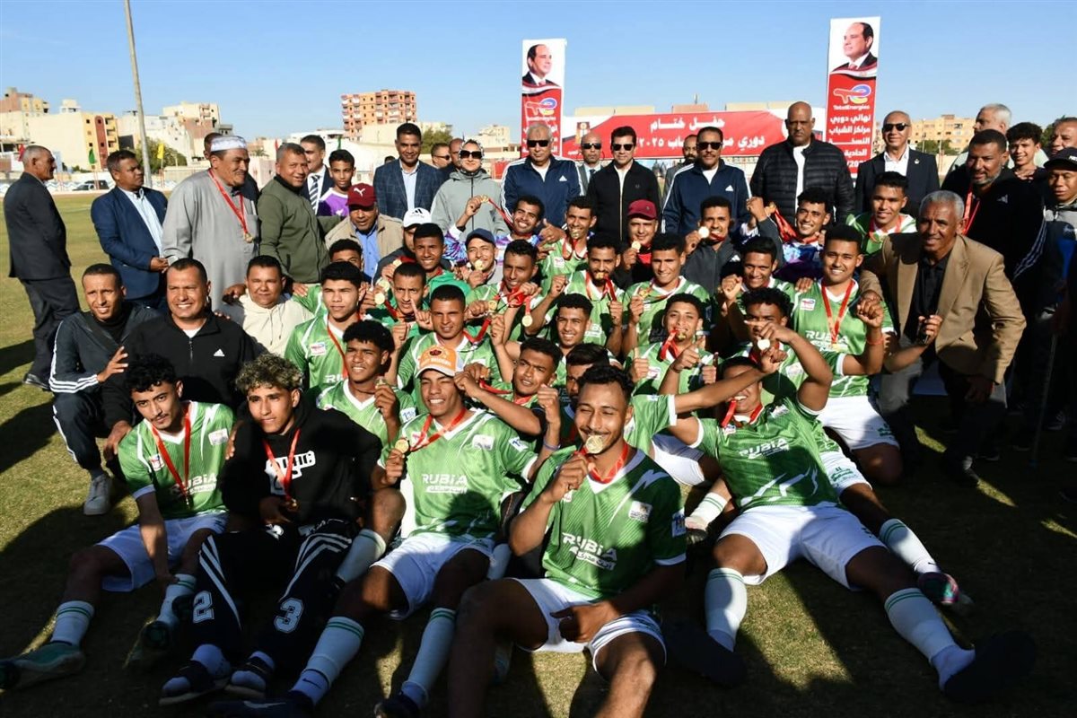 وزير الشباب يشهد نهائي دوري المراكز