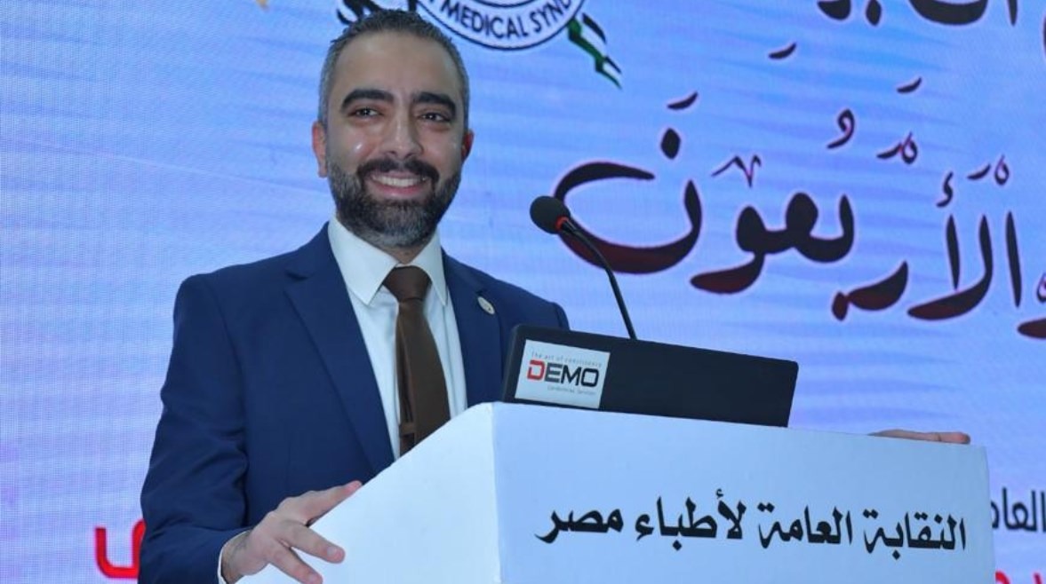 الدكتور احمد مبروك الشيخ مقرر لجنة إعلام نقابة الأطباء
