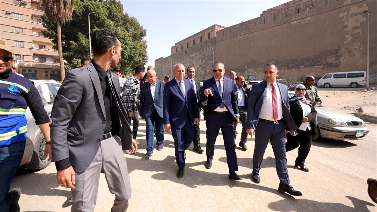 رئيس الوزراء في منطقة درب اللبانة