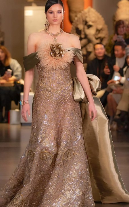 بالصور.. هاني البحيري يتألق بـ ديفيليه مبهر فى أسبوع الموضة الفرنسي