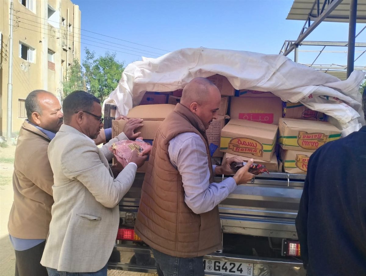 ضبط منتجات غذائية منتهية الصلاحية في حملة تموينية&nbsp;