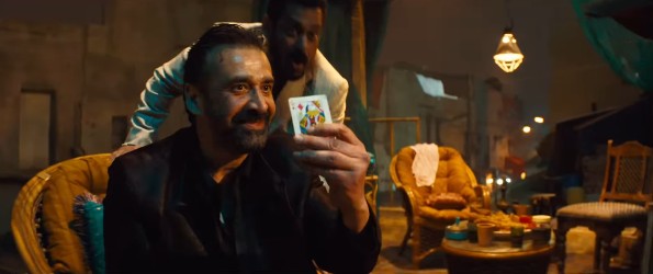 كريم عبد العزيز في فيلم The Seven Dogs