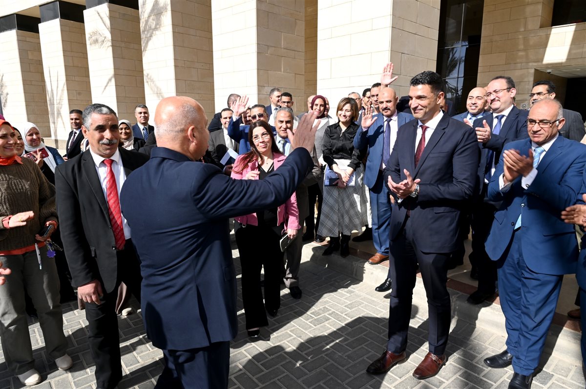 المهندس خالد هاشم وزير الصناعة الجديد وكامل الوزير