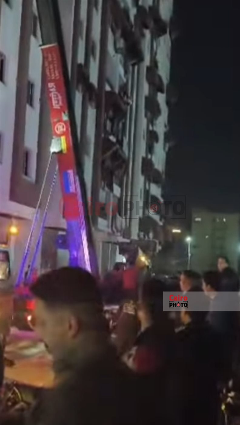 إجلاء السكان باستخدام الأوناش 