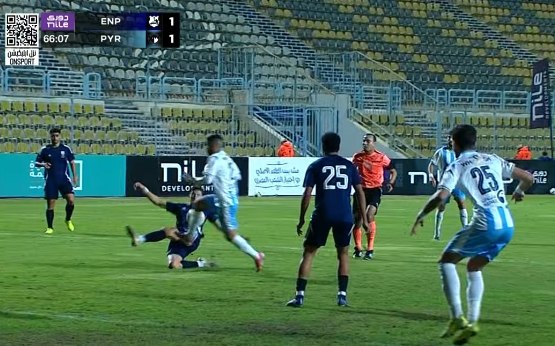 لعبة ركلة جزاء ناصر ماهر