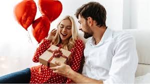 صور عيد الحب 2026 للمخطوبين والمتزوجين