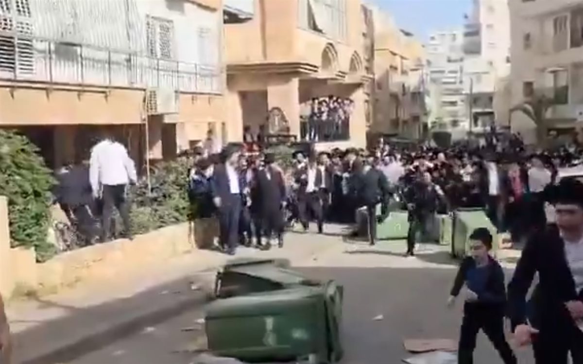 &nbsp;اشتباكات عنيفه &nbsp;بين الحريديم والشرطة الإسرائيلية في بتل أبيب