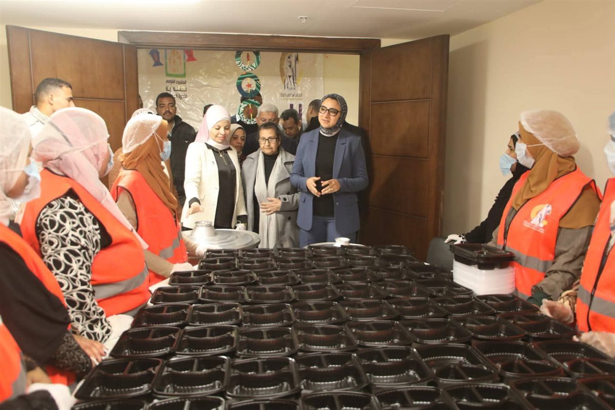 جانب من جولة محافظ الوادى الجديد
