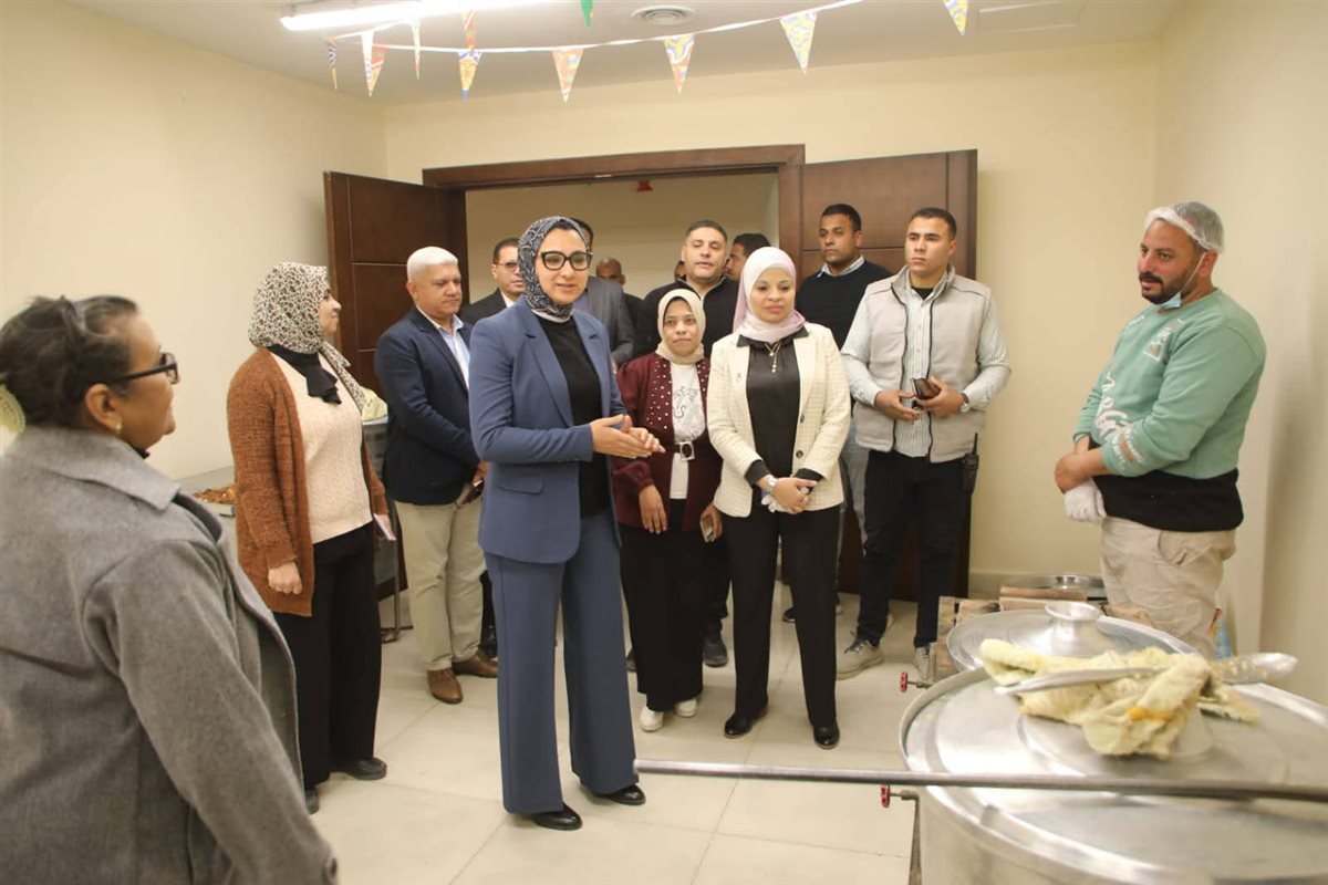 جانب من جولة محافظ الوادى الجديد