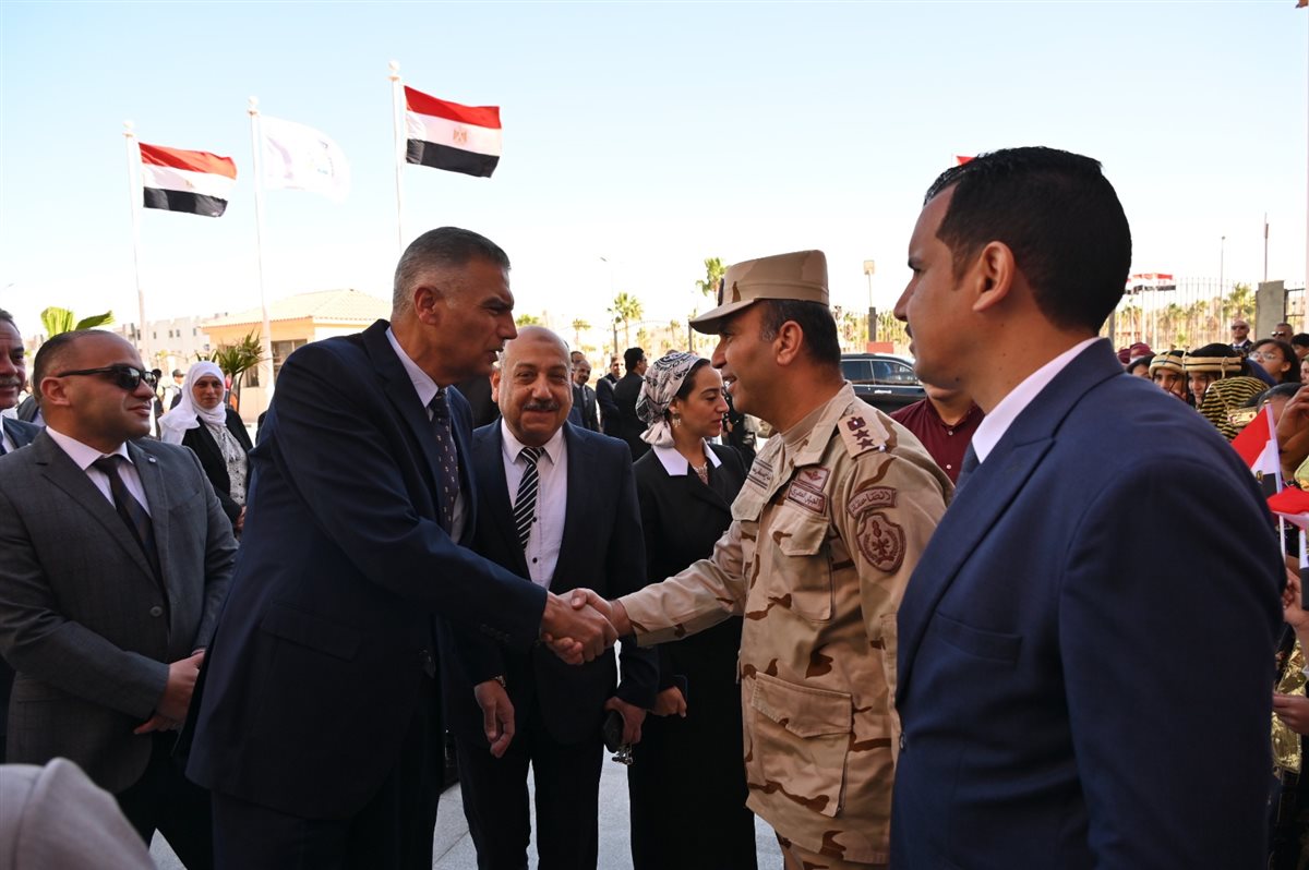 اللواء إسماعيل كمال محافظ جنوب سيناء 
