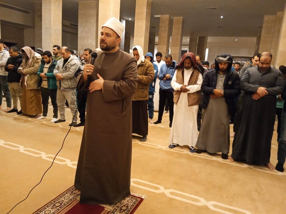صلاة التراويح في ليلتها الثالثة بجنوب سيناء