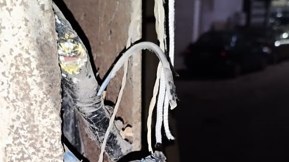 اشتعال عامود إنارة ببورسعيد - قص