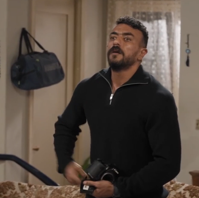 <strong>أحمد العوضي يكسر كاميرا وينفعل في برنامج تميم يونس</strong>
