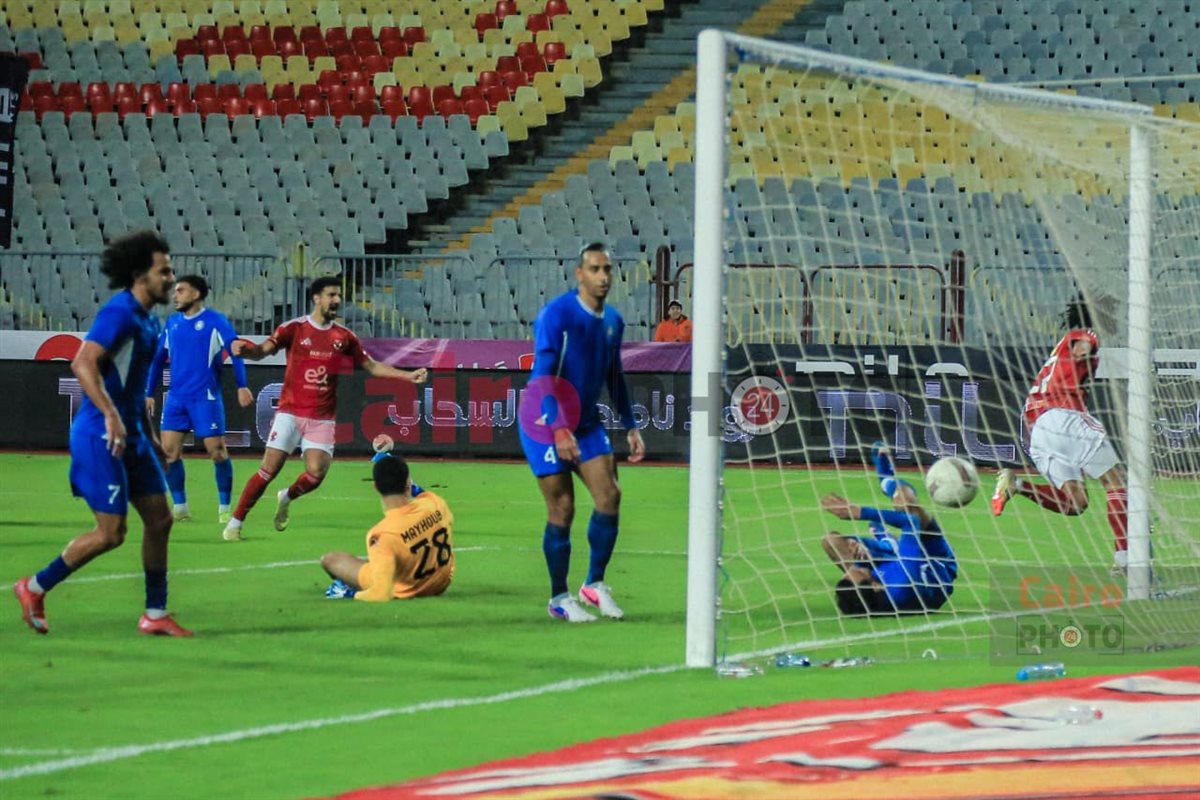 مباراة الأهلي وسموحة في الجولة 19 لمسابقة الدوري الممتاز