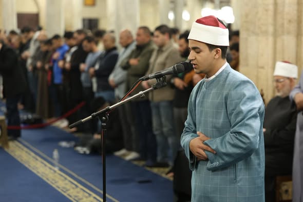 الطالب محمد رضا قابيل،