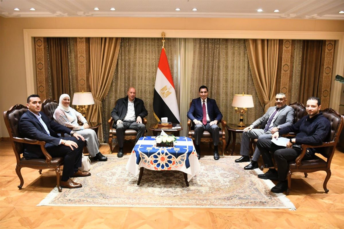 وزير الرياضة يلتقي مجلس إدارة اتحاد الخماسي الحديث